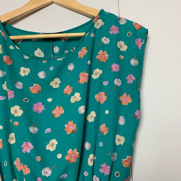 Green Floral Dress - Picture 2 of 14